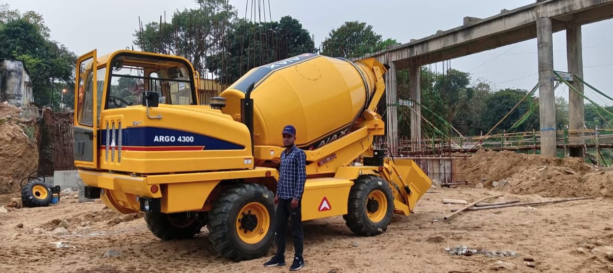 Self Loading Concrete Mixer Equipment - SSVE Group